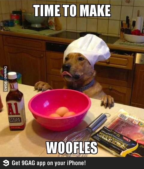 Пёс готовит вафли